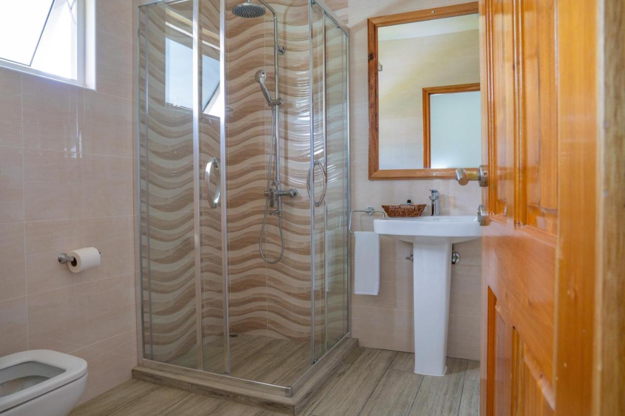 Lakaz Kreol Hotel Beau Vallon  Bagian luar foto